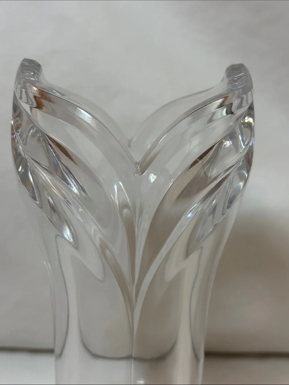 Mikasa “Ramona” Clear Glass Tulip-Top Vase